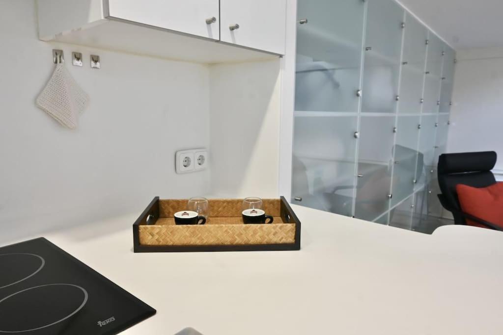 For You Rentals Apartamento Temporal Con Encanto A Pocos Metros Del Sol Myr13 มาดริด ภายนอก รูปภาพ